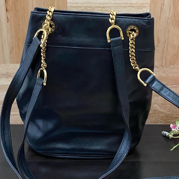 Vintage PALOMA PICASSO Italian Black Leather Gold Chain Handle Shoulder Bag - Picture 5 of 16